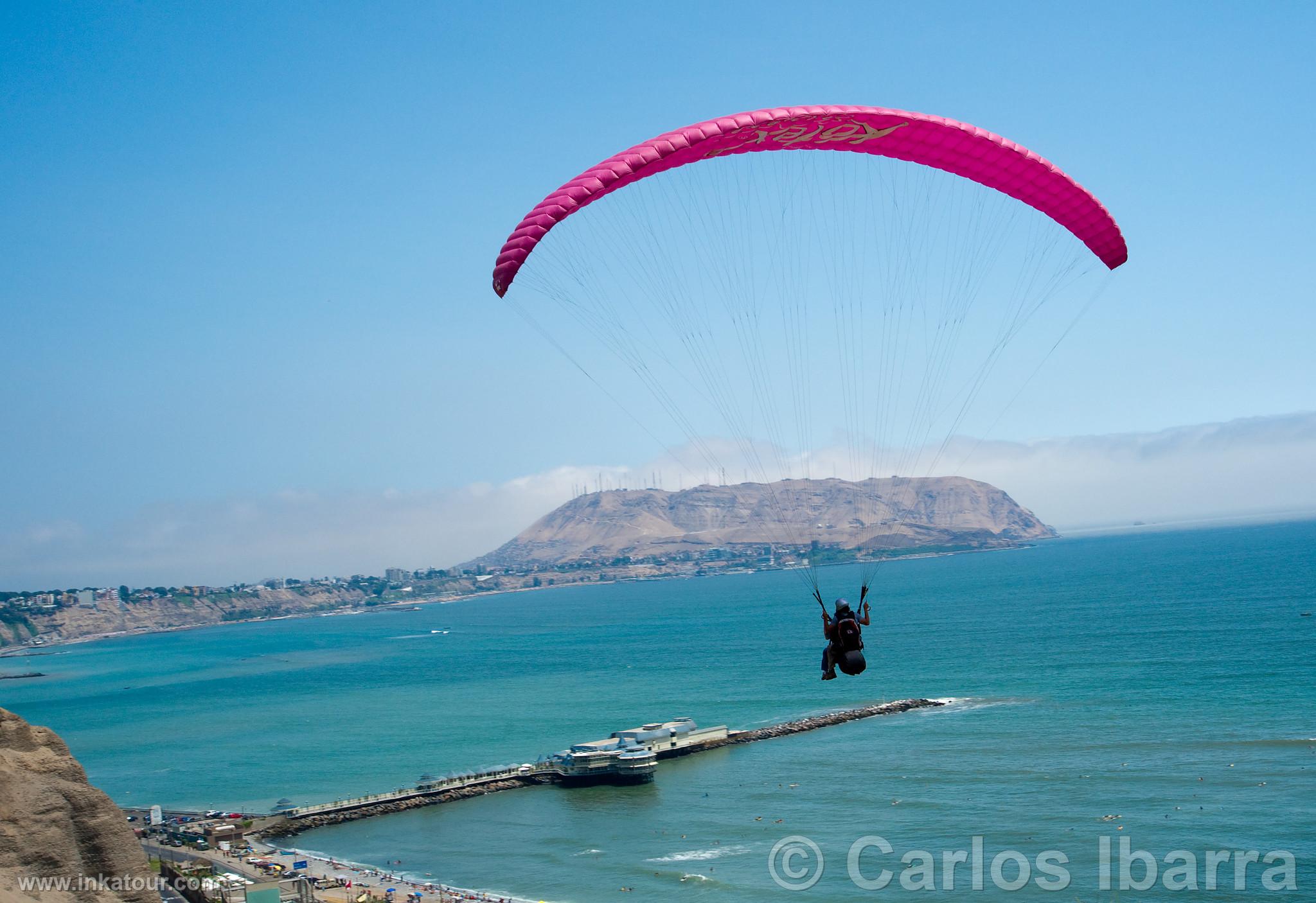 Paragliding, Lima