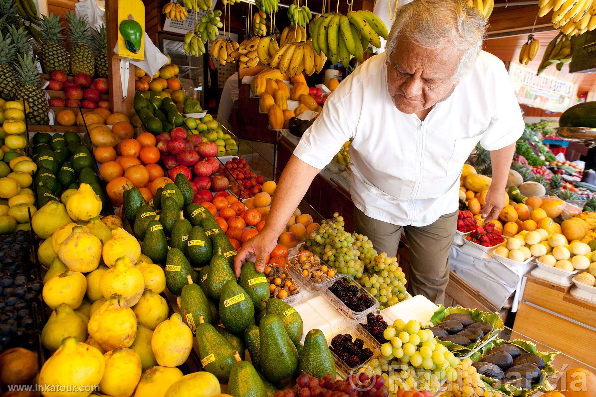 San Isidro Market, Lima