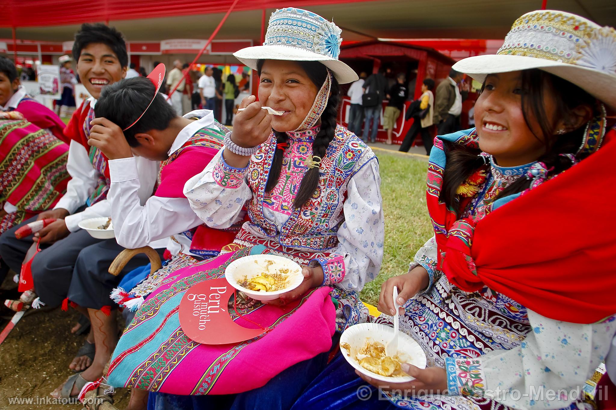 Girls from Colca