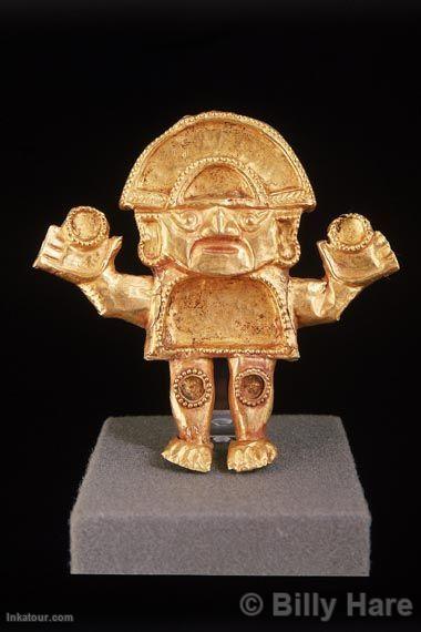 Tumi or Golden Ceremonial Knife (Naylamp Idol)