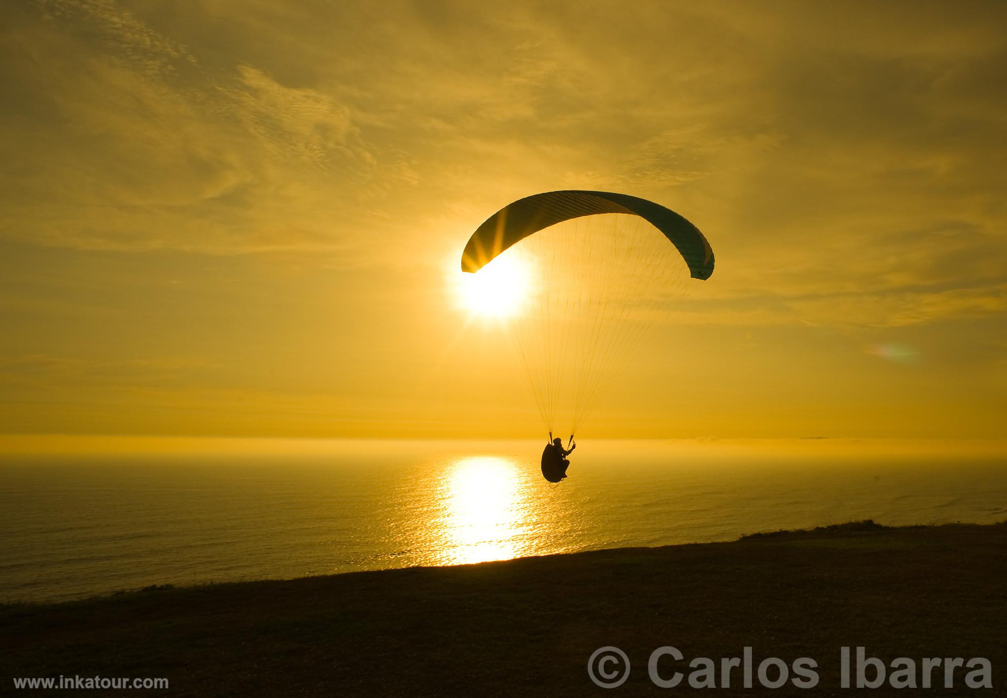 Paragliding, Lima