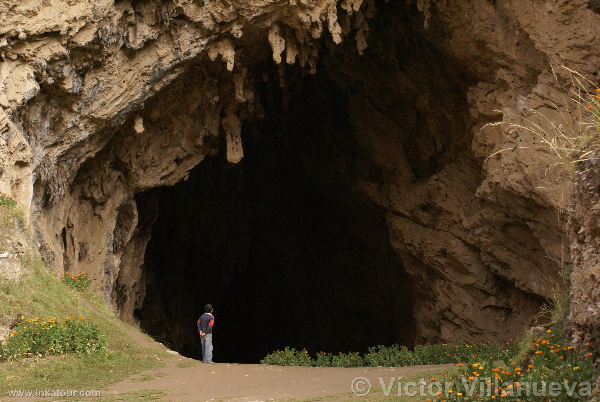 Guagapo Cave