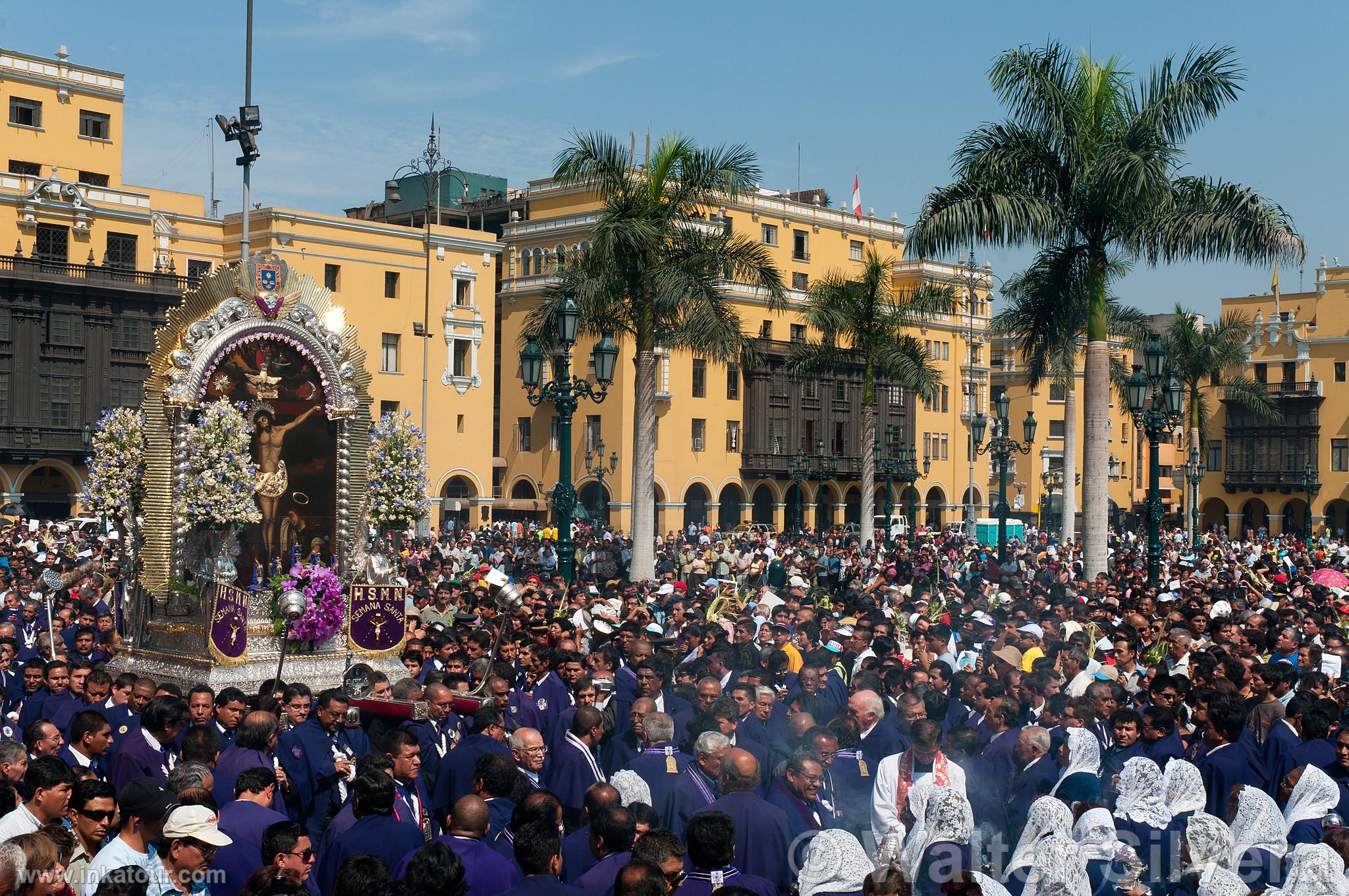 Easter in Lima