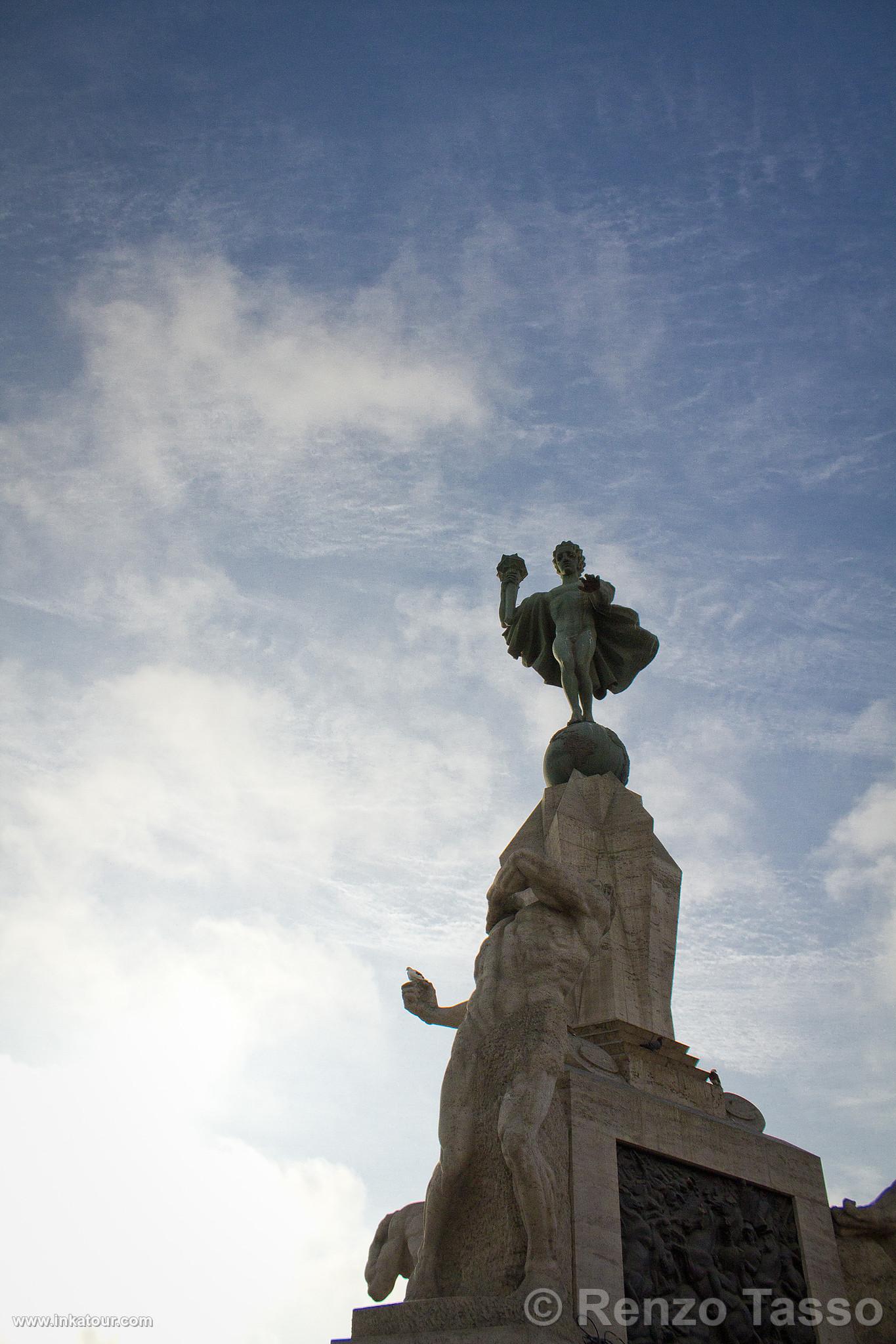 Main Square, Trujillo