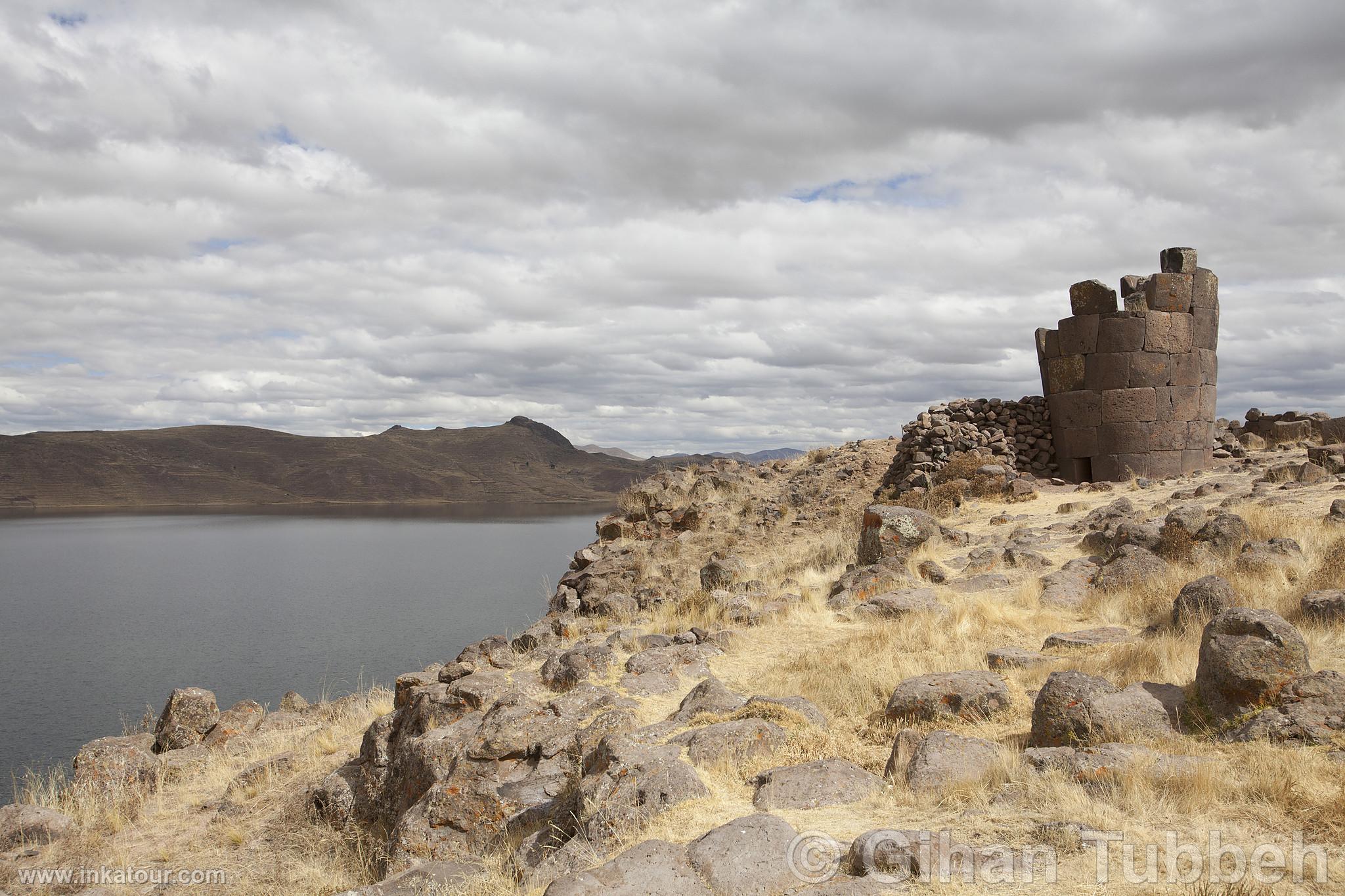 Sillustani Chullpas