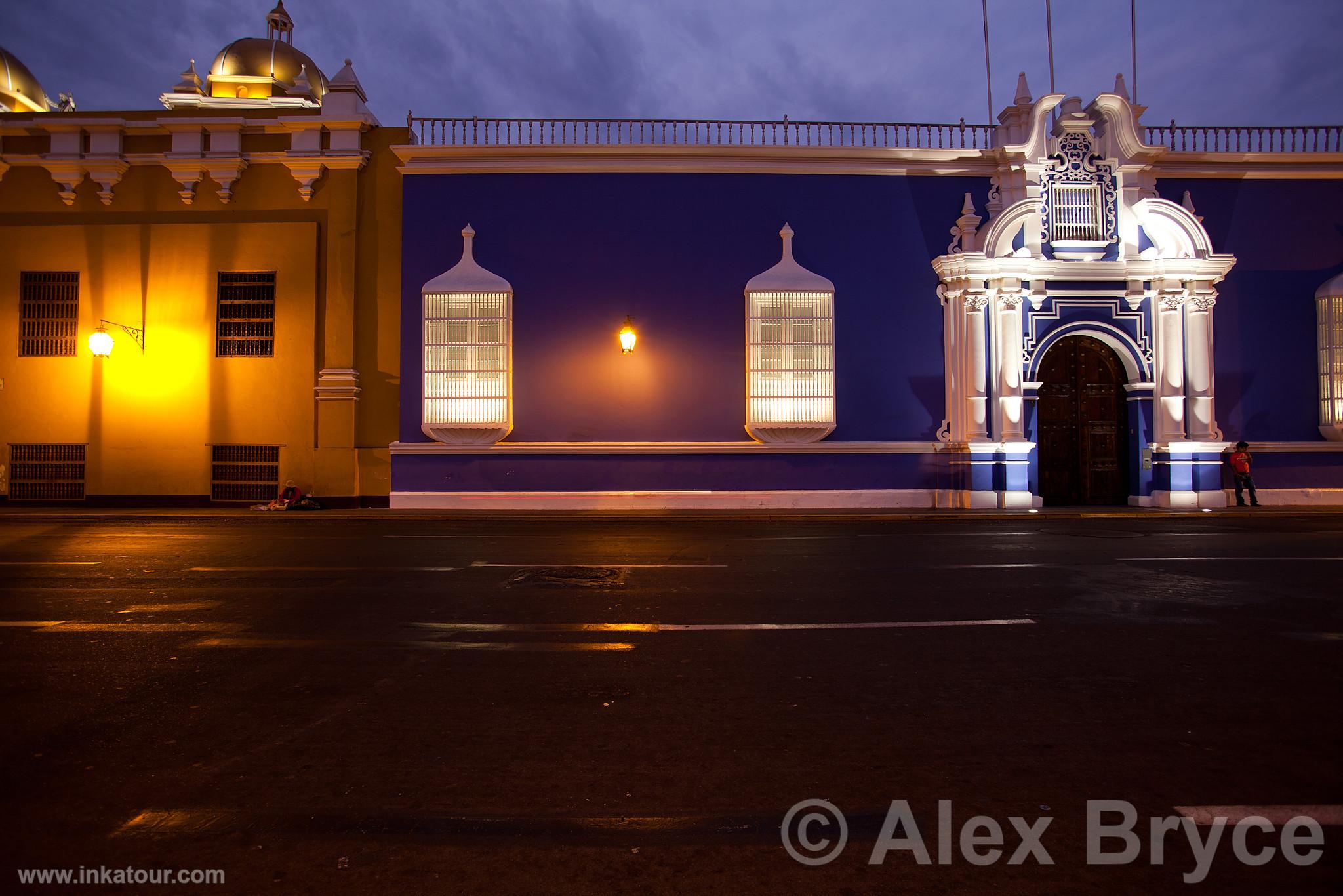 Main Square, Trujillo