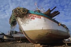 Artisanal fishing, chalana boat