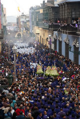 Procession of Seor de Los Milagros