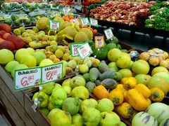 Wong Supermarket, Lima