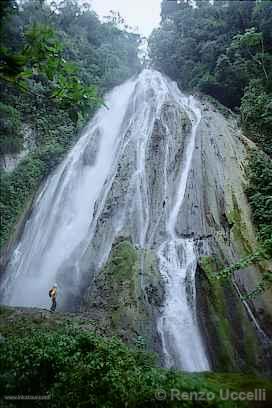 San Miguel Waterfall in Tingo María (Huanuco)