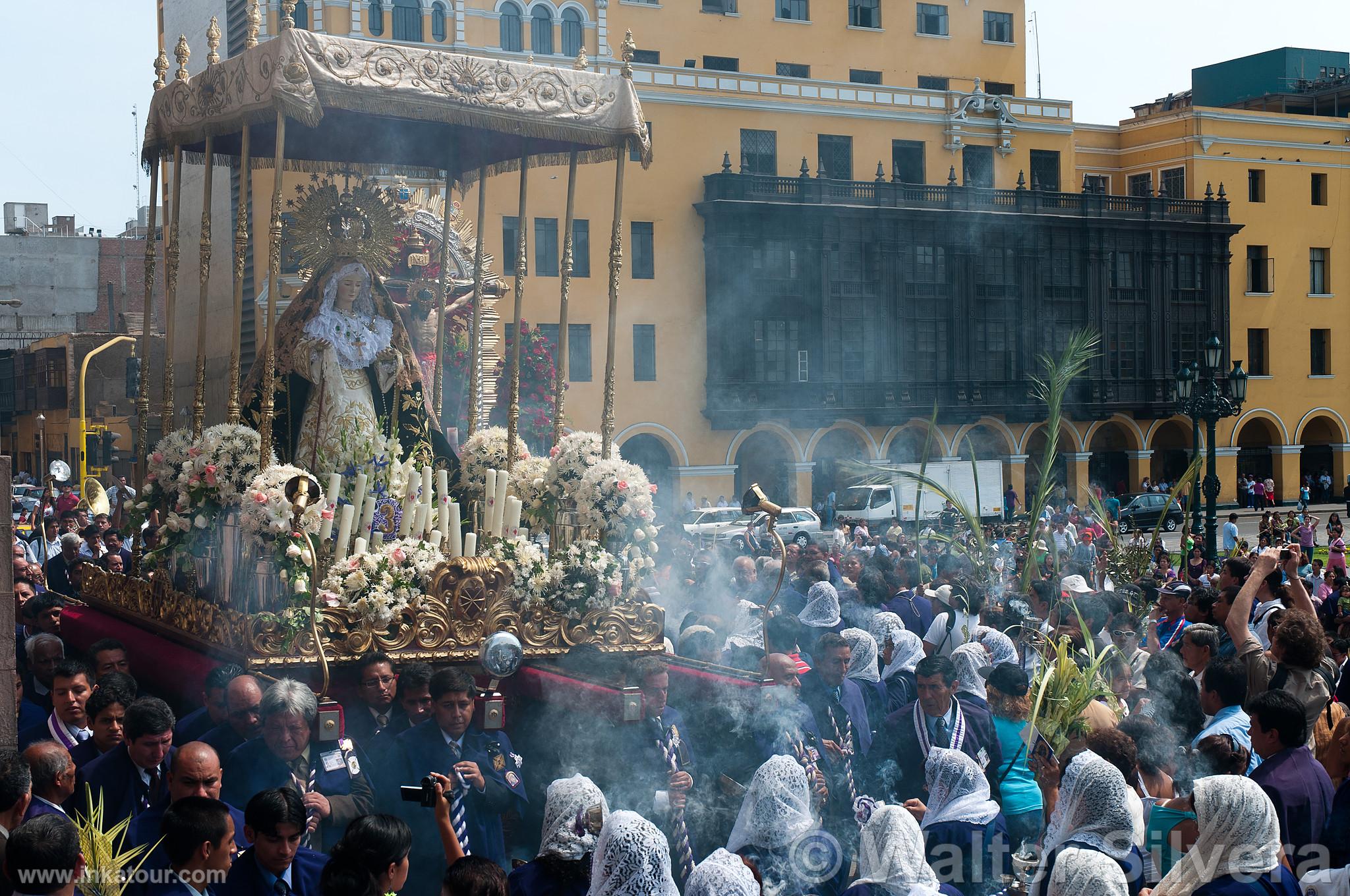 Easter in Lima