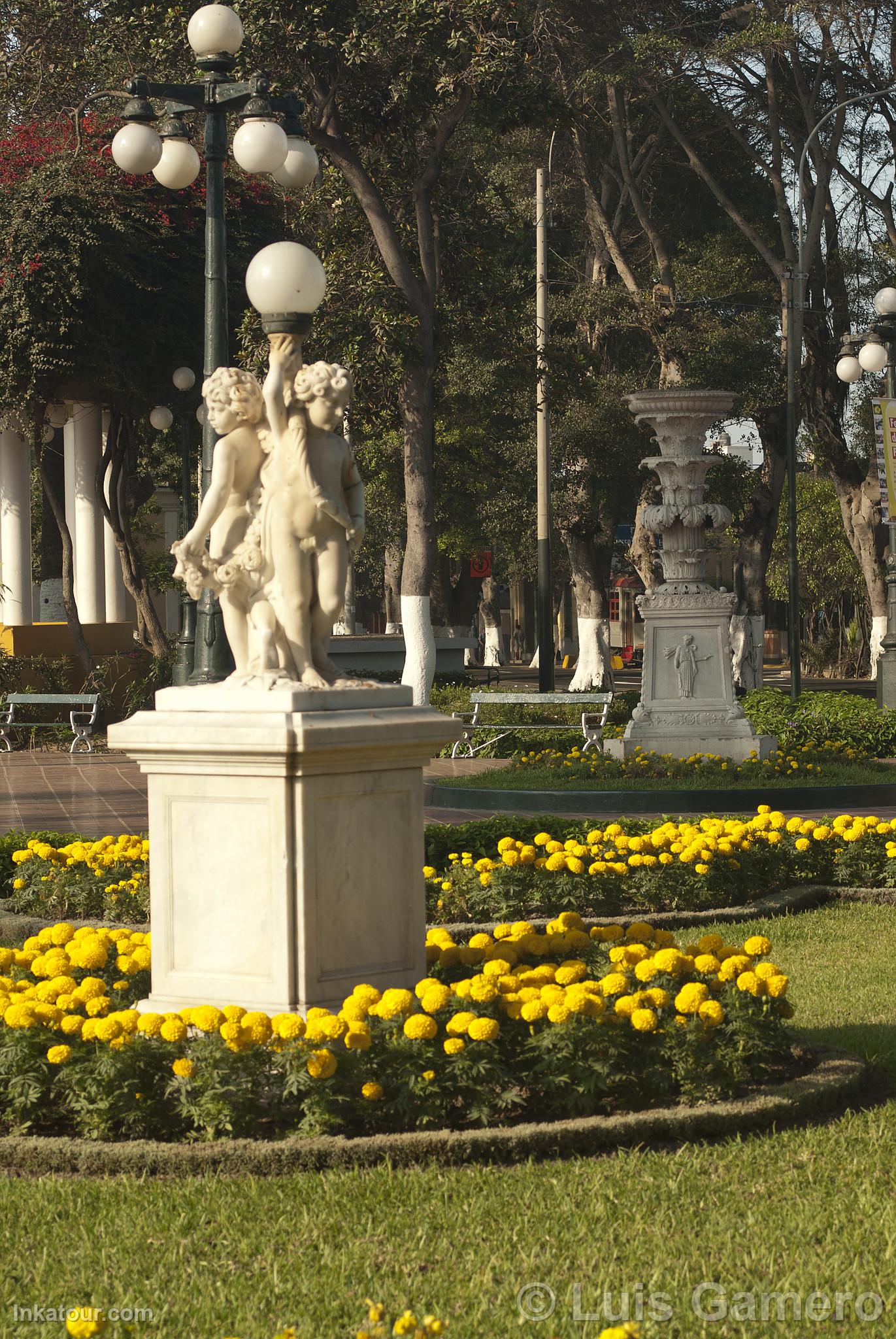 Barranco Main Square, Lima