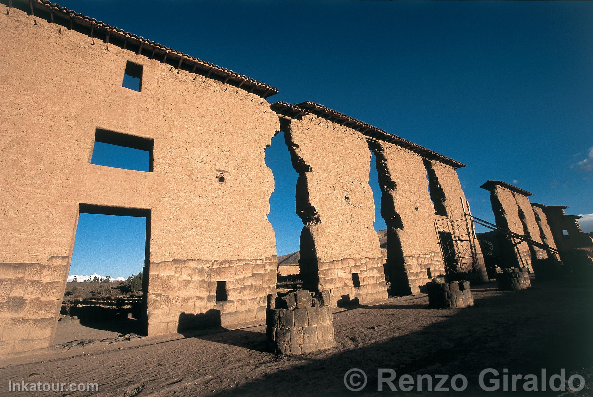 Temple of Wiracocha, Raqchi