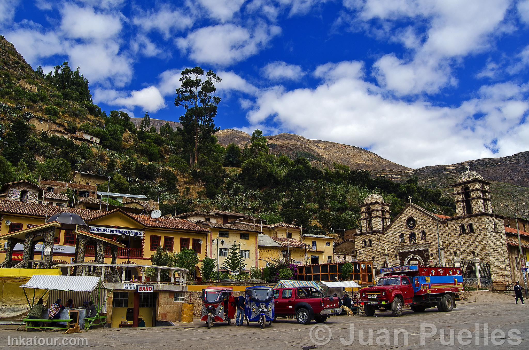 Izcuchaca Main Square