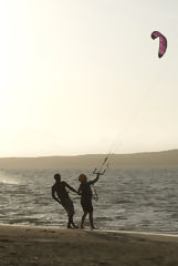 Kitesurfing in Paracas